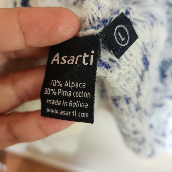 Peacock Pima and Alpaca sweater/coat. L. Runs small. It is very soft and warm - Picture 5 of 7